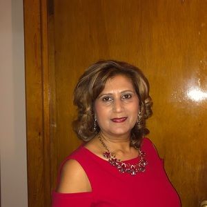 Meet your Posher, Sandra